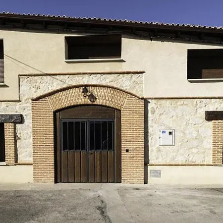 Rural Alecook Apartment *