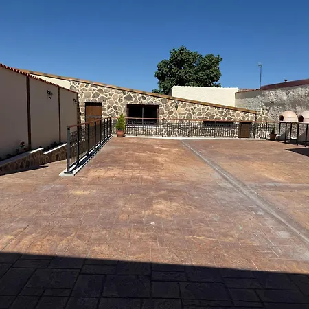 Rural Alecook Apartment *